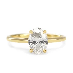 18ct Yellow Gold Oval Solitaire Diamond Ring