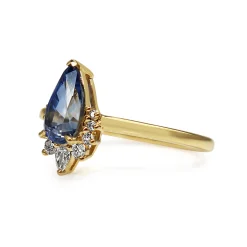 18ct Yellow Gold Pear Sapphire Tiara Style Ring