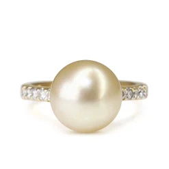 18ct Yellow Gold South Sea 10.5mm Pearl and Diamond Ring