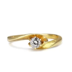 18ct Yellow Gold Twist Diamond Solitaire Ring