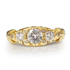 18ct Yellow Gold Vintage 3 Stone Diamond Ring