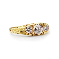 18ct Yellow Gold Vintage 3 Stone Diamond Ring