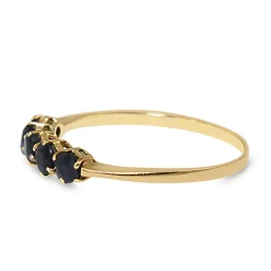 9ct Yellow Gold Vintage 5 Stone Sapphire Band Ring