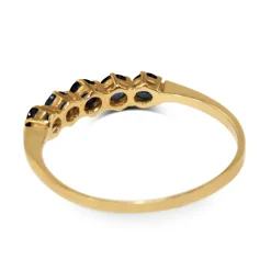 9ct Yellow Gold Vintage 5 Stone Sapphire Band Ring