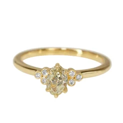 18ct Yellow Gold Yellow Diamond Vintage Style Ring