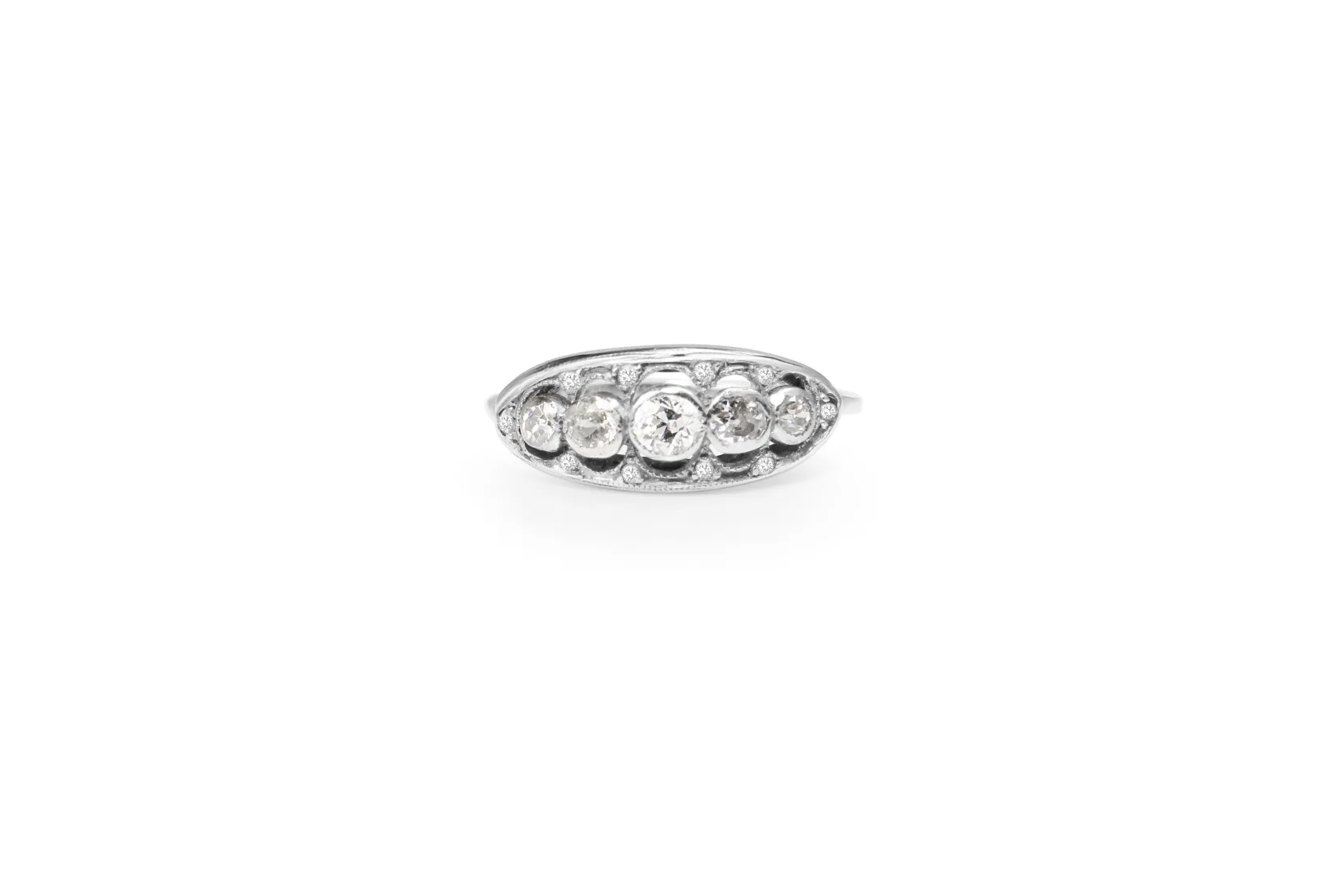 Platinum and 18ct White Gold Art Deco Diamond Ring