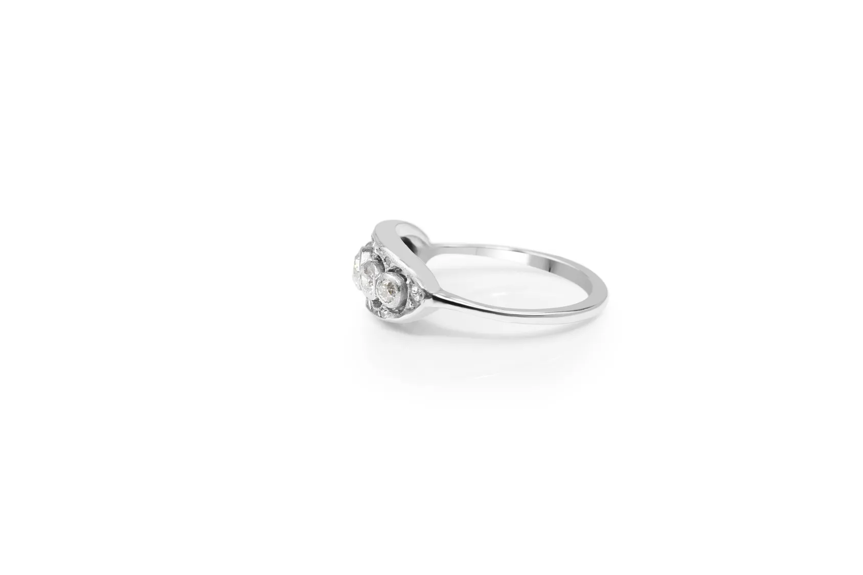 Platinum and 18ct White Gold Art Deco Diamond Ring