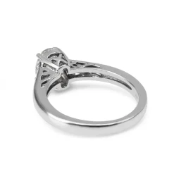 Platinum 1.00ct Oval Diamond Solitaire Ring
