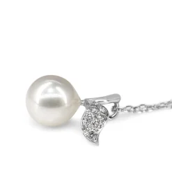 Platinum 9mm Akoya Pearl and Diamond 'Apple and Leaf' Style Necklace