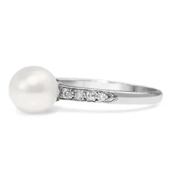 Platinum Vintage Pearl and Diamond Ring